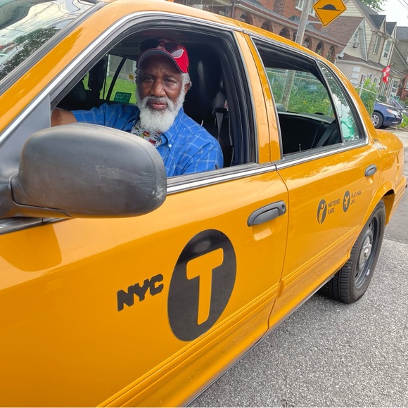 Meet your Posher, Jose - Picture 6 of 8